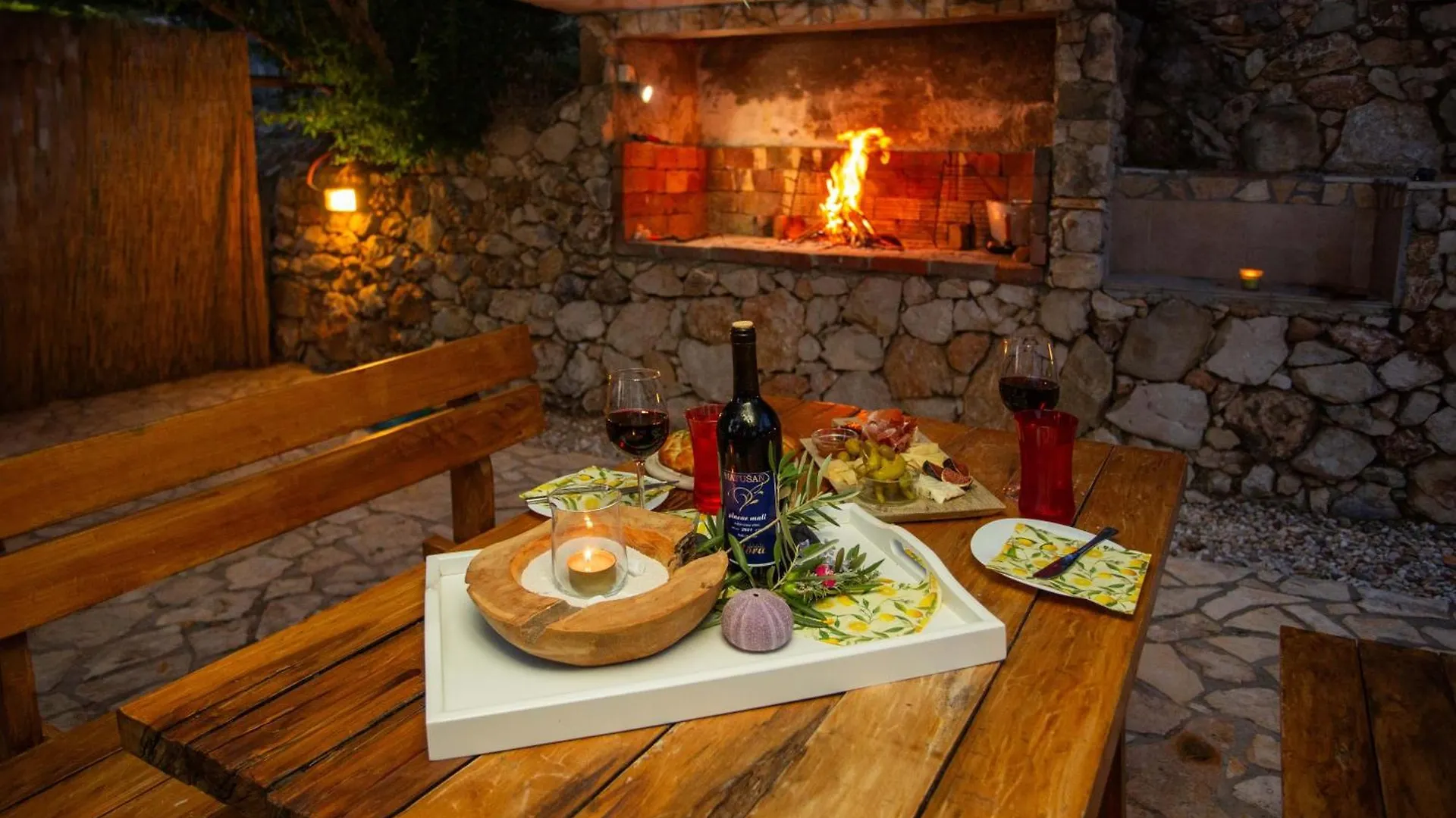 Villa Mora Banjol Croatia