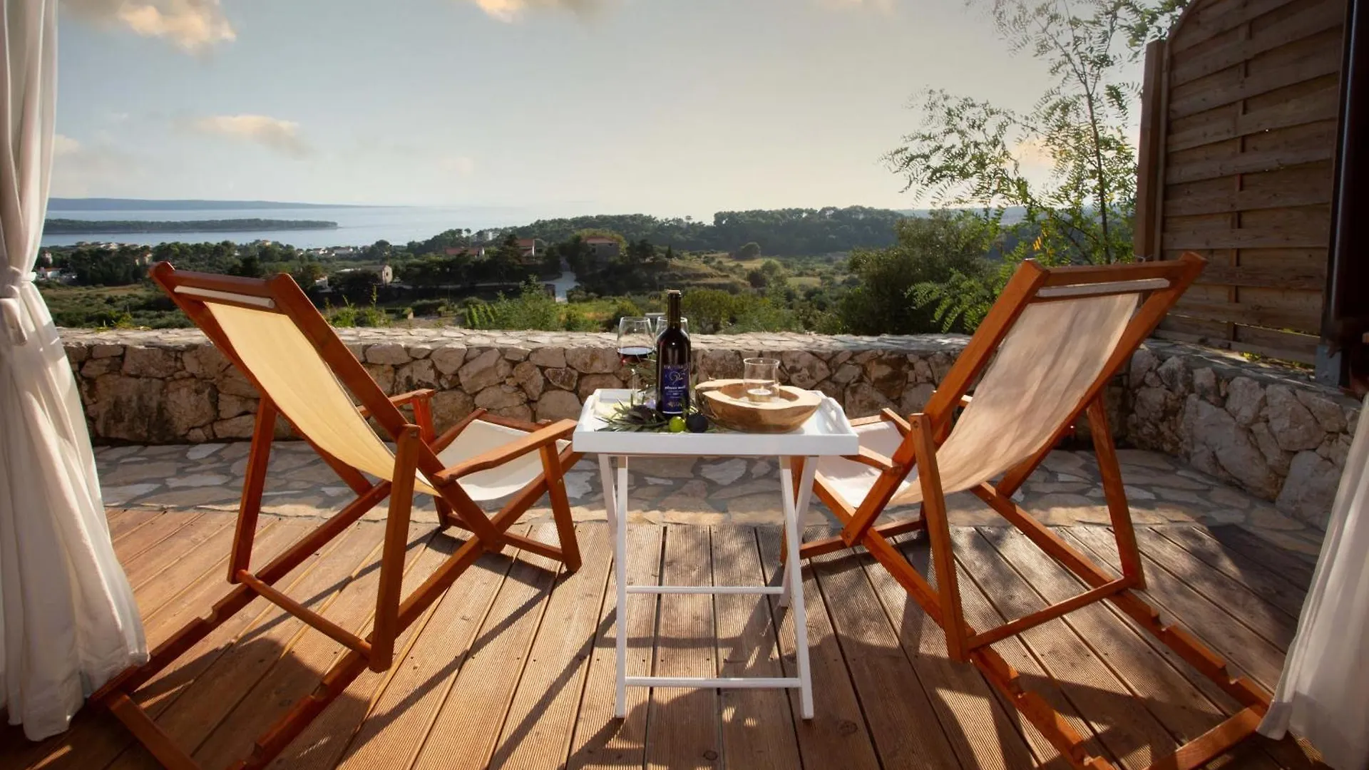 Villa Mora Banjol 0*,  Croatia