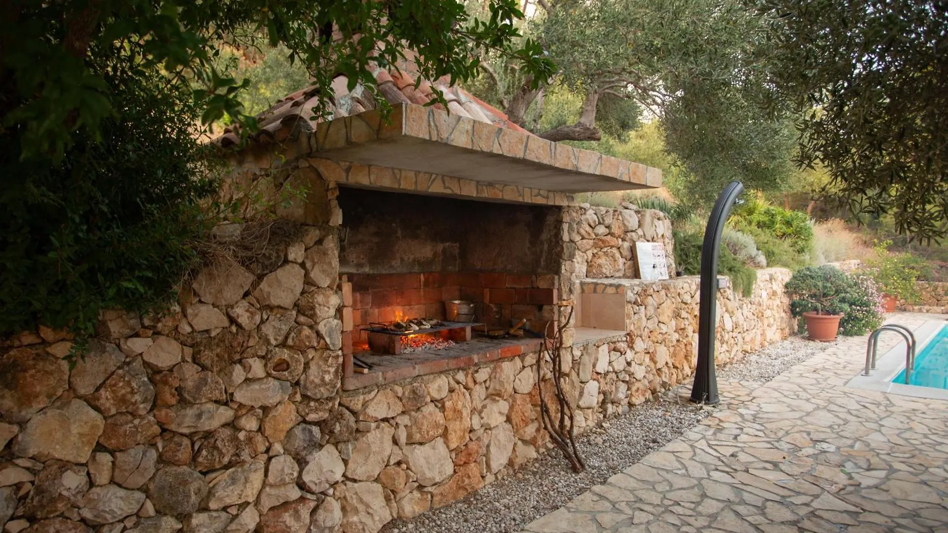 Villa Mora Banjol Croatia